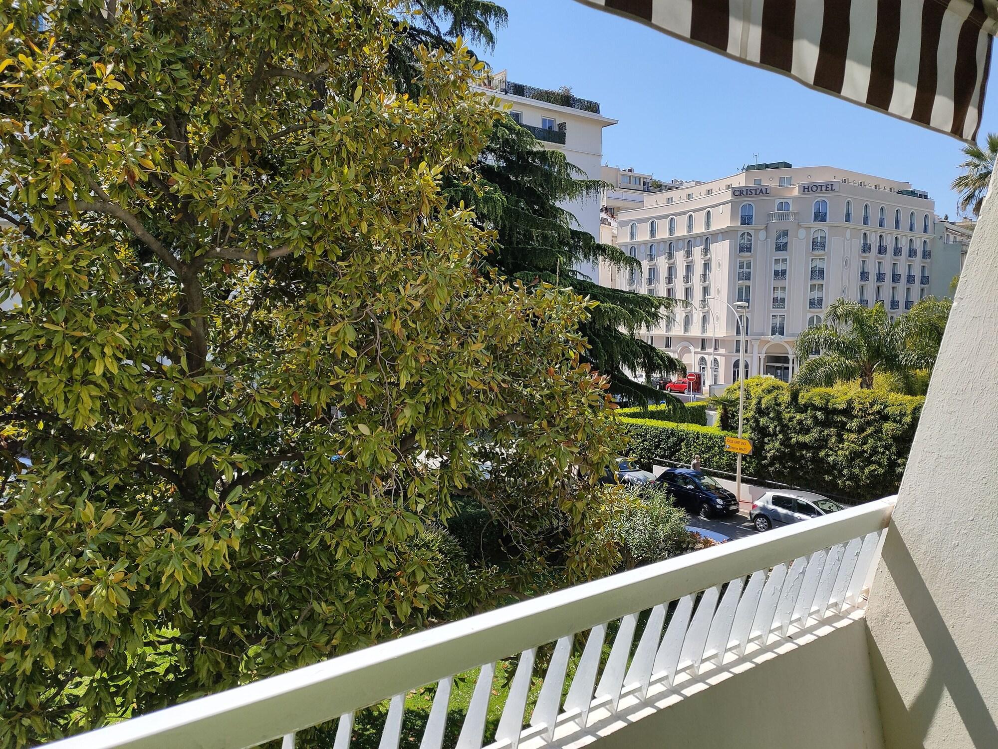 Hotel Victoria Канны Экстерьер фото