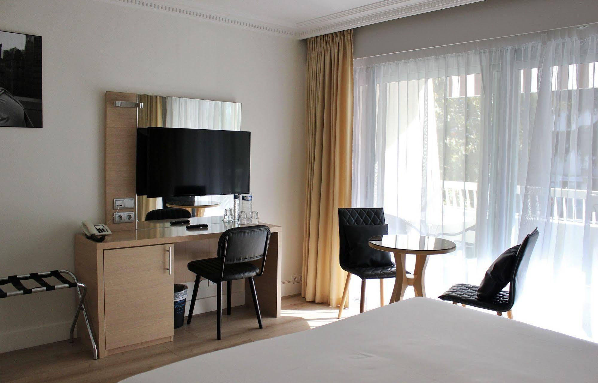 Hotel Victoria Канны Экстерьер фото